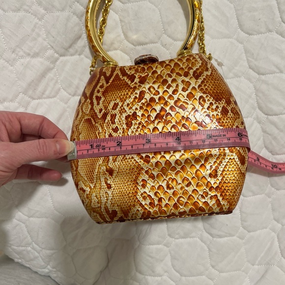 Rodo Italian handbag - Picture 7 of 9